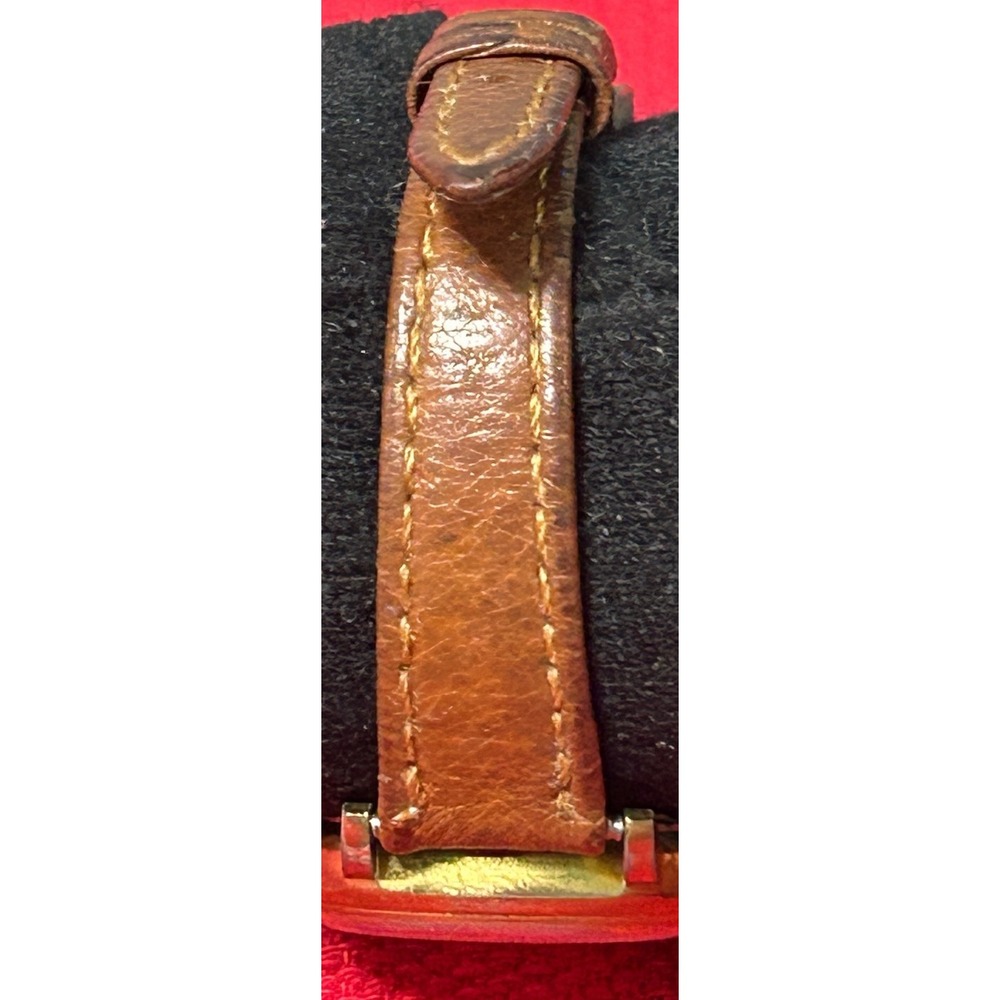Guess Inc 1988 Womens Watch Gold Tone Hong Kong Made New Battery - Picture 7 of 16